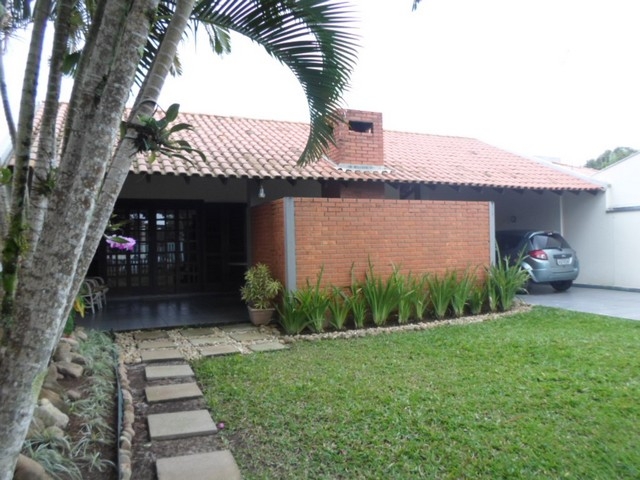 1420R CASA 230M2 ELIANA GUARATUBA