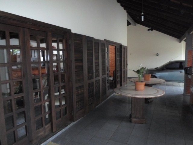 1420R CASA 230M2 GUARATUBA ELIANA