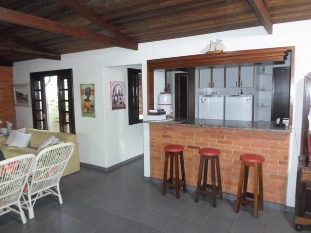 1420R CASA 230M2 ELIANA GUARATUBA