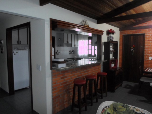 1420R CASA 230M2 ELIANA