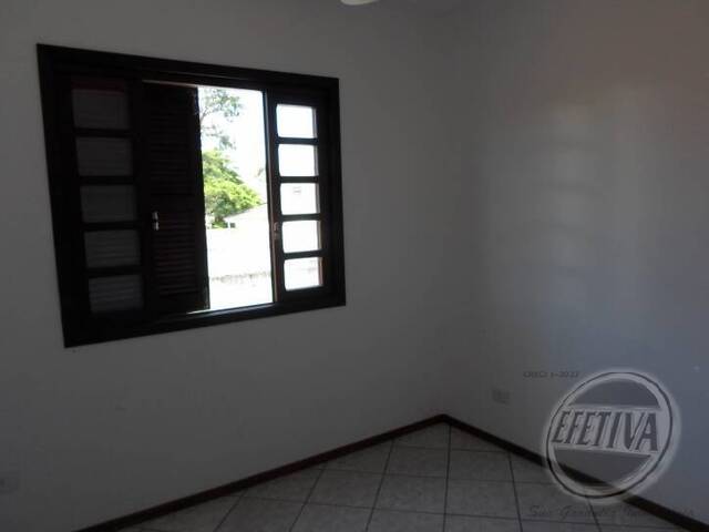 Sobrado para Venda em Brejatuba - 16