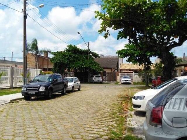 Sobrado para Venda em Riviera I - 43