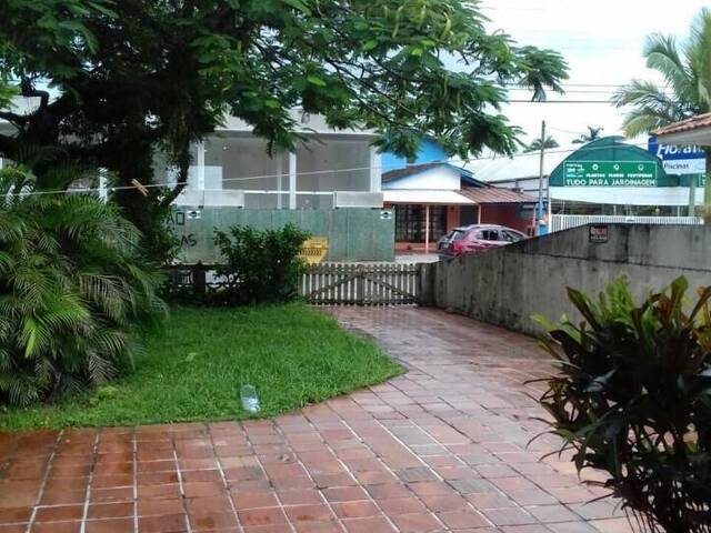 Casa para Venda em Centro - 14