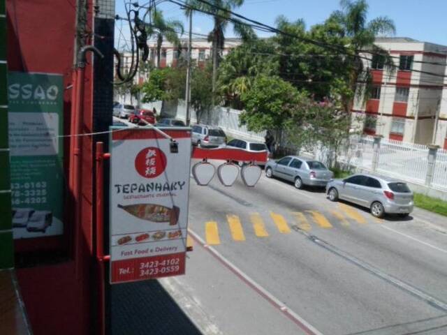 Residência para Venda em Estradinha - 24