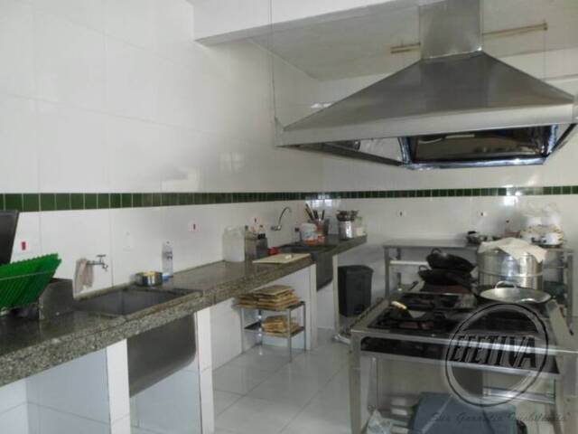Residência para Venda em Estradinha - 30