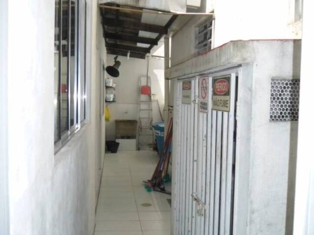 Residência para Venda em Estradinha - 31