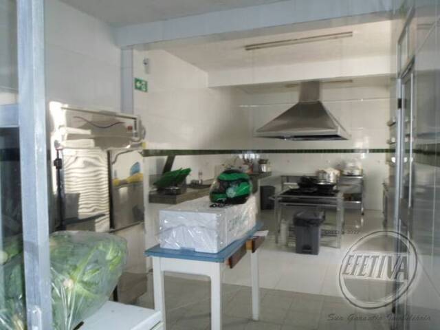 Residência para Venda em Estradinha - 35