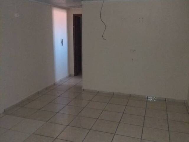 Casa para Venda em Coroados - 7