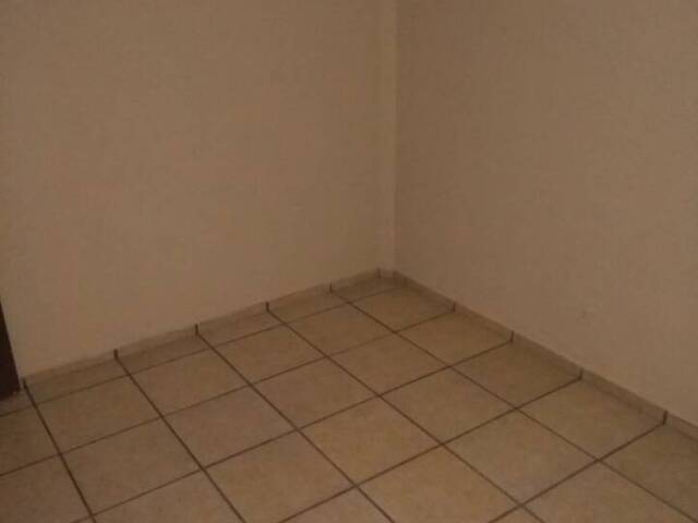 Casa para Venda em Coroados - 22