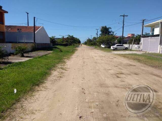 Casa para Venda em Coroados - 24
