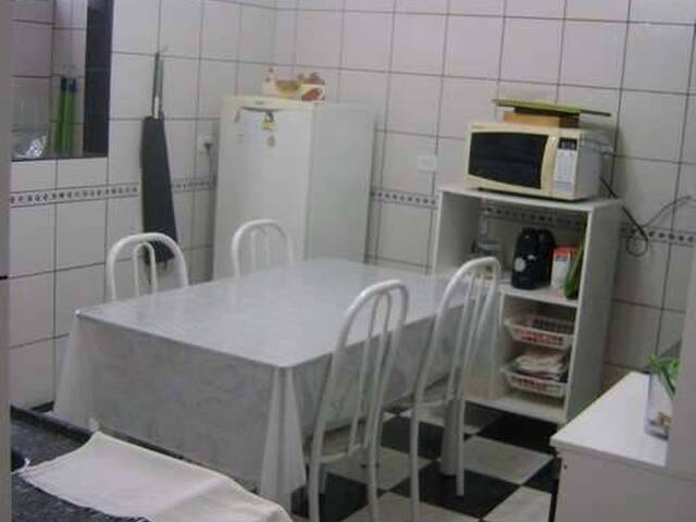 692C BARRACÃO COMERCIAL COM RESIDÊNCIA GUARATUBA