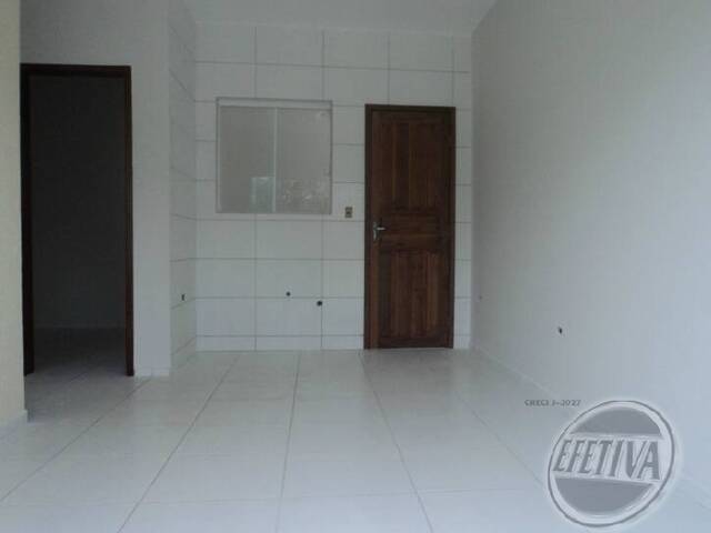 Casa para Venda em Coroados - 10