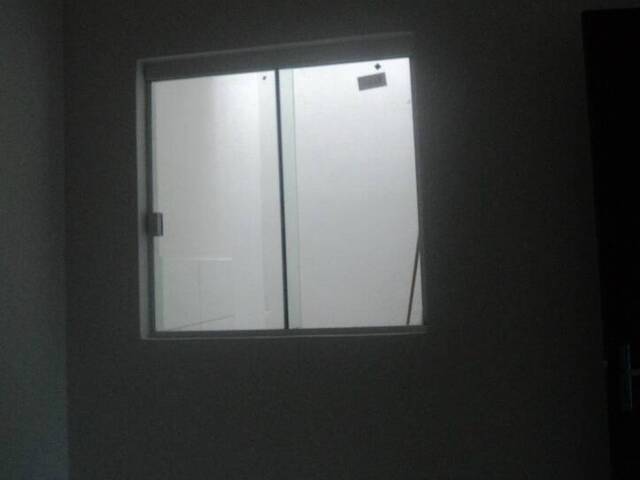 Casa para Venda em Coroados - 17