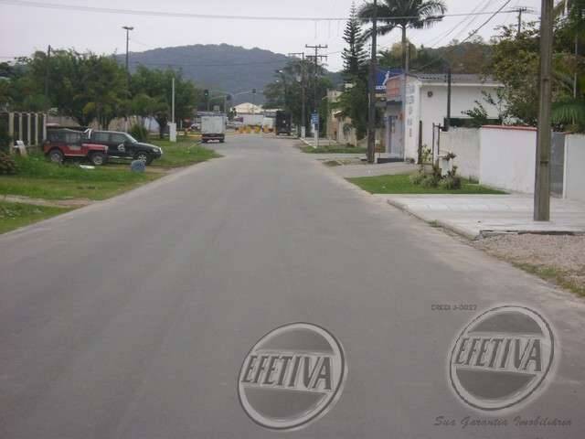692C BARRACÃO COMERCIAL COM RESIDÊNCIA GUARATUBA