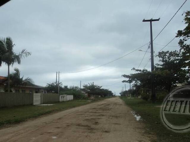 Casa para Venda em Coroados - 23