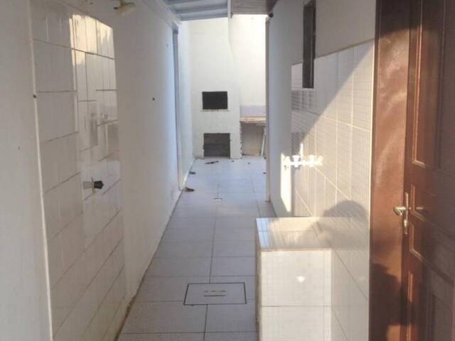 Casa para Venda em Coroados - 7