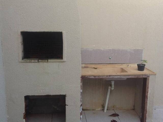 Casa para Venda em Coroados - 10