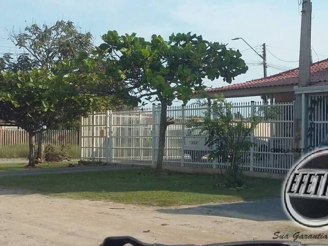 #1876R - Casa para Venda em Guaratuba - PR - 2
