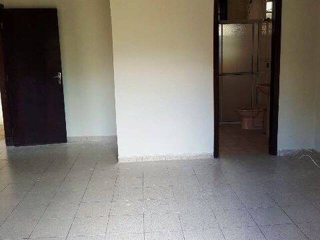 Sobrado para Venda em Centro - 19