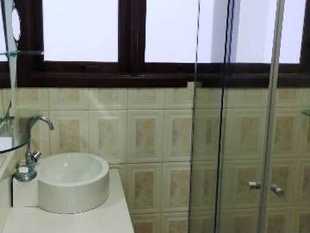 Residência para Venda em Balneário Ipacaraí - 32