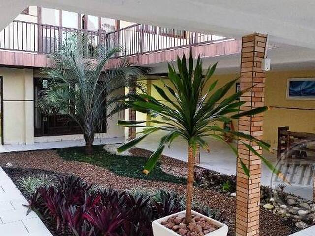 Residência para Venda em Balneário Ipacaraí - 46