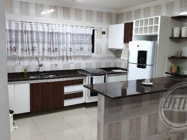 Residência para Venda em Balneário Ipacaraí - 50