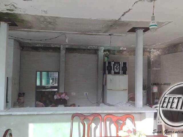 Residência para Venda em Cajuru - 15
