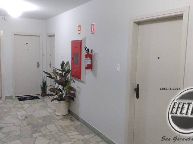 CORREDOR DOS APARTAMENTOS