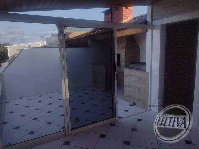 Sobrado para Venda em Centro - 28