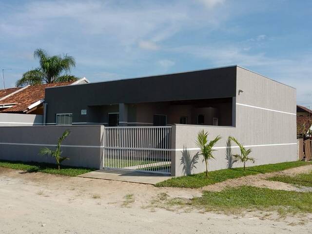 #2351R - Casa para Venda em Matinhos - PR - 2