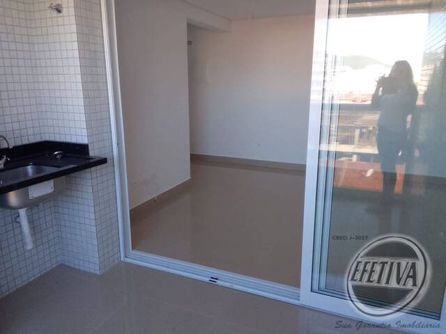 Apartamento para Venda em Caioba - 22
