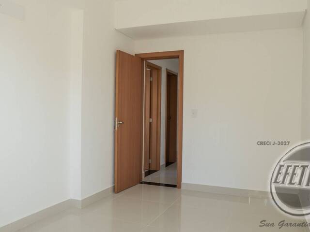 Apartamento para Venda em Caioba - 34