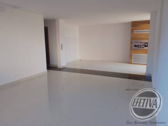 Apartamento para Venda em Caioba - 44