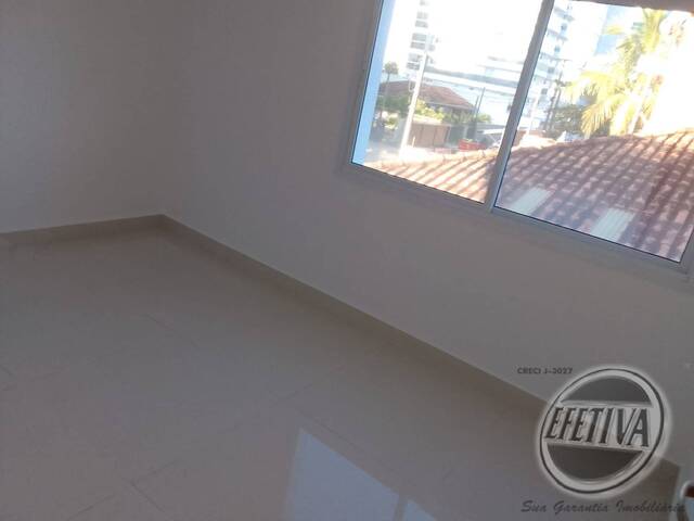 Apartamento para Venda em Caioba - 54