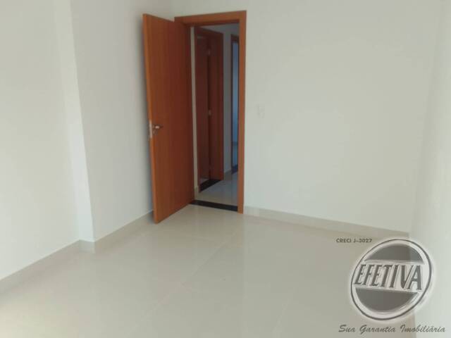 Apartamento para Venda em Caioba - 53