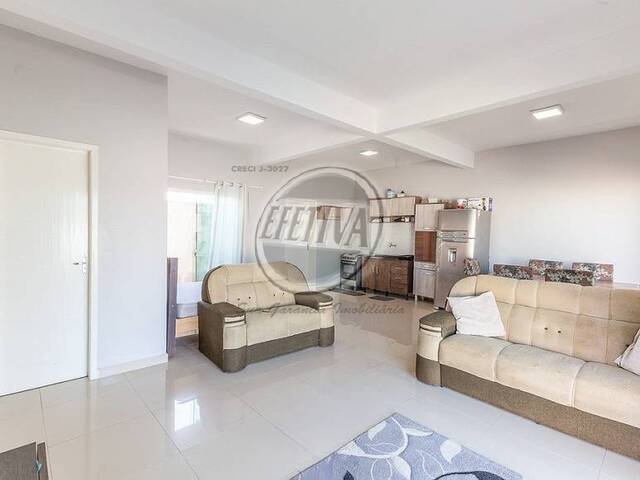 Casa para Venda em Balneário Jardim Inajá - 8