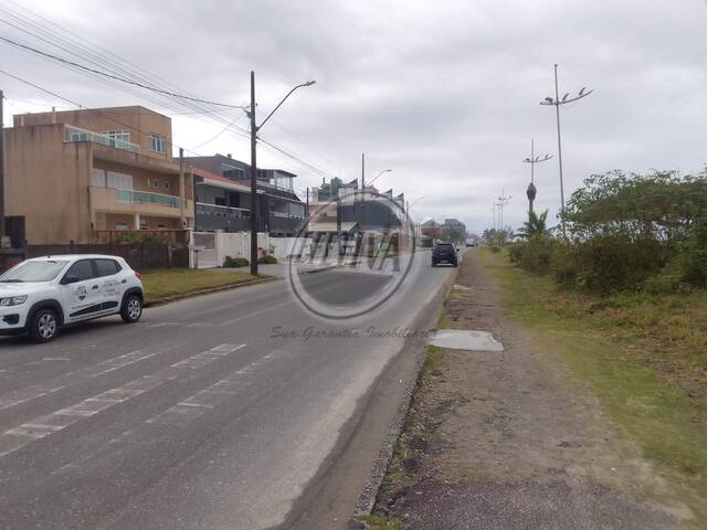 Casa para Venda em Balneário Jardim Inajá - 21
