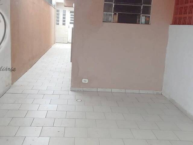 Casa para Venda em Praia de Leste - 24