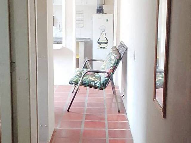 Casa para Venda em Praia de Leste - 13