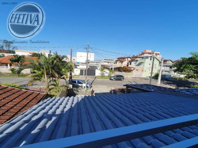 Sobrado para Venda em Balneário Ipacaraí - 29