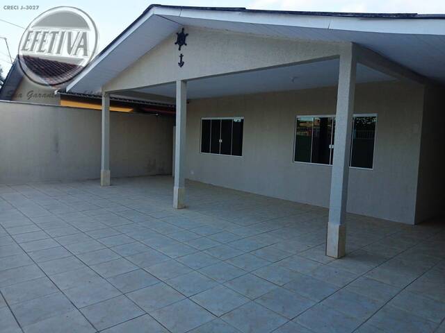 Casa para Venda em Praia de Leste - 6