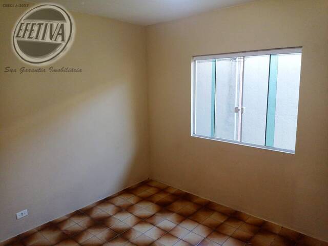 Casa para Venda em Praia de Leste - 26