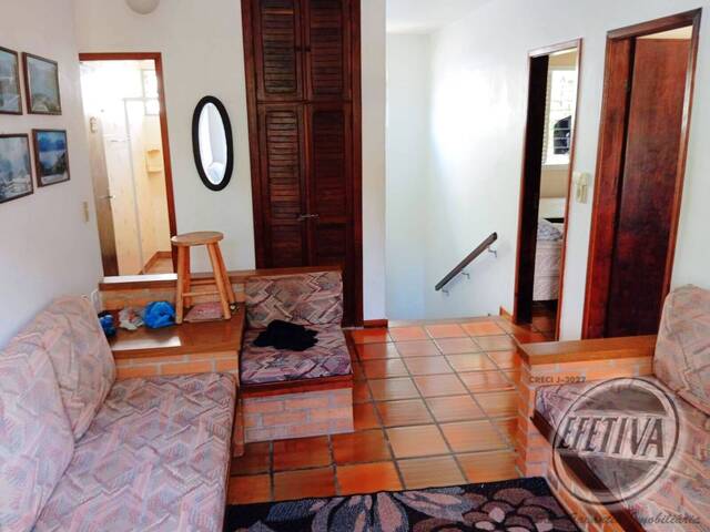 Residência para Venda em Centro - 24
