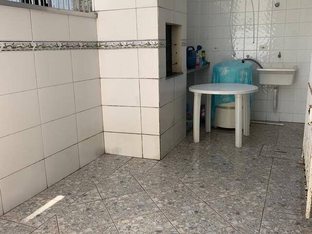 Sobrado para Venda em Brejatuba - 35