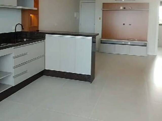 Apartamento para Venda em CARAVELAS - 9