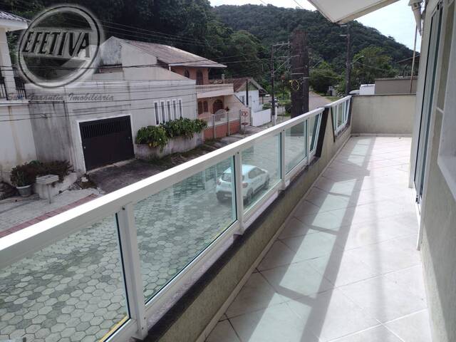 Casa para Venda em Centro - 34