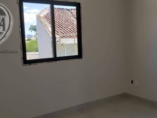 Sobrado para Venda em Cohapar - 27