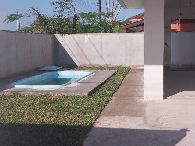Sobrado para Venda em Nereidas - 6