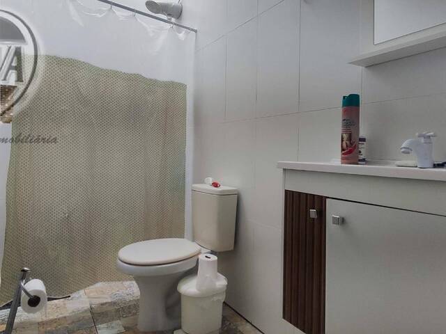 Casa para Venda em Coroados - 14