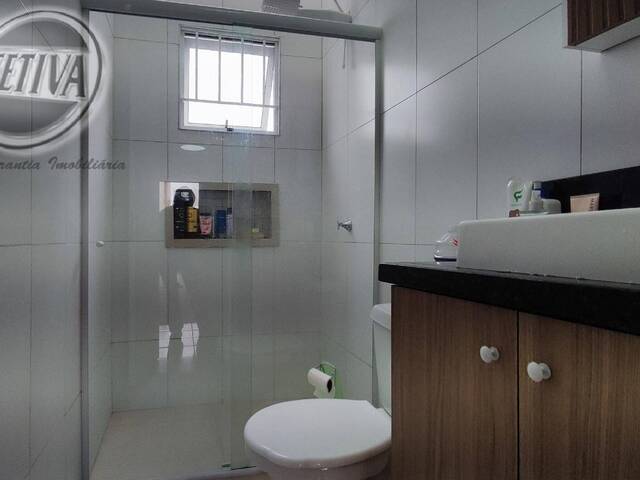 Casa para Venda em Coroados - 13